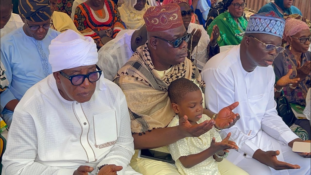 YINKA QUADRI, MR LATIN, JIDE KOSOKO & OTHER ACTORS SUPPORT OGA BELLO AT HIS ANNUAL RAMADAN LECTURE 