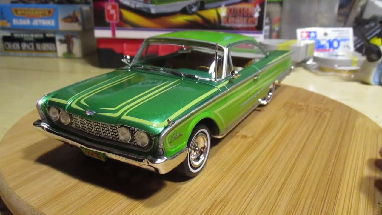 Plastic Models - 1/25 AMT 1960 Ford Starliner - Completed Build Review