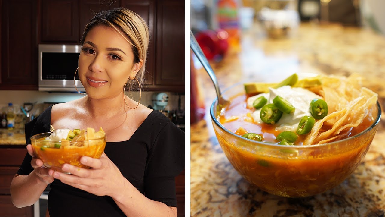 HOW TO MAKE THE BEST CHICKEN TORTILLA SOUP
