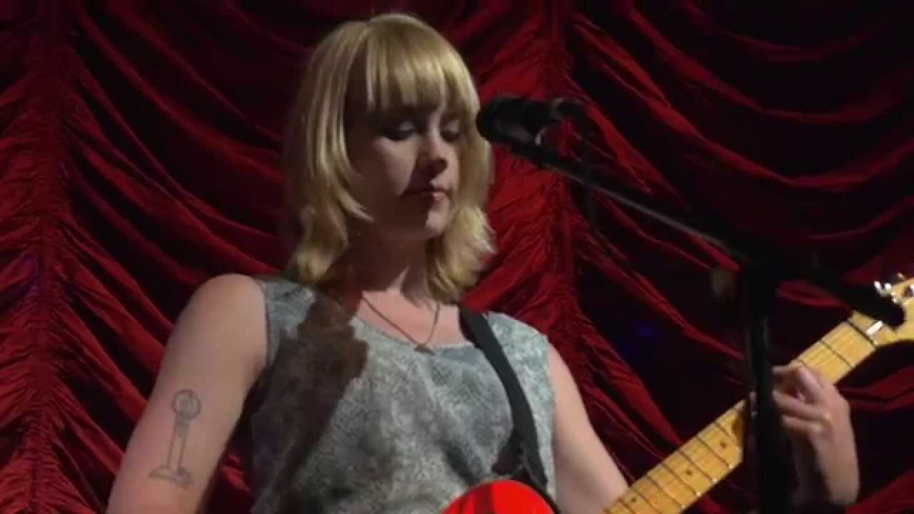 Wye Oak - Plains (Live on KEXP)