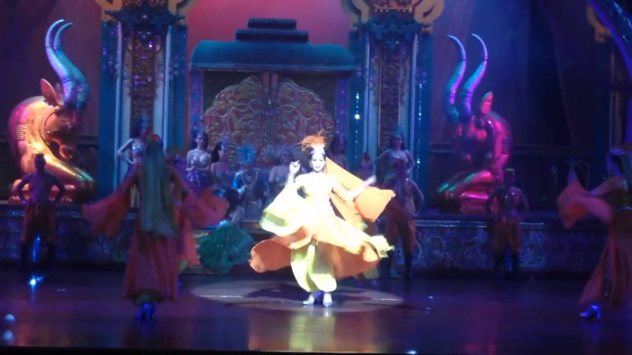 Be Joone To - Alcazar Cabaret Pattaya