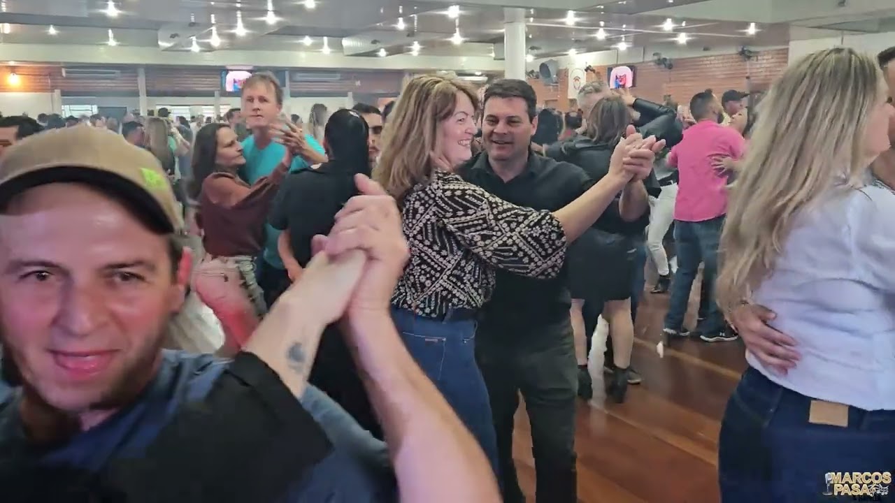 Só as Melhores do Marcos Pasa No Forró pra Você Dançar Até não Aguentar mais AO VIVO em Pato Branco