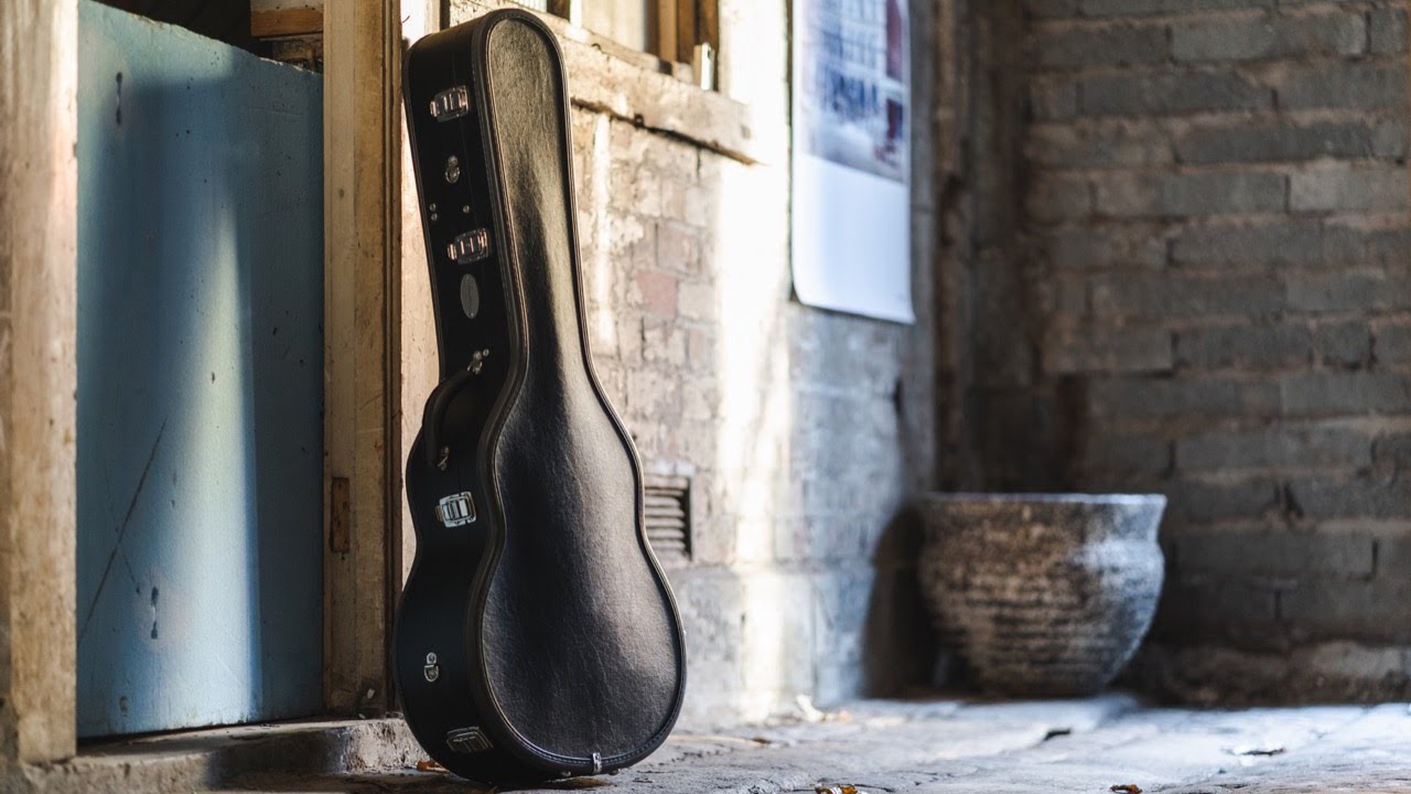 The New Lowden Guitar Case