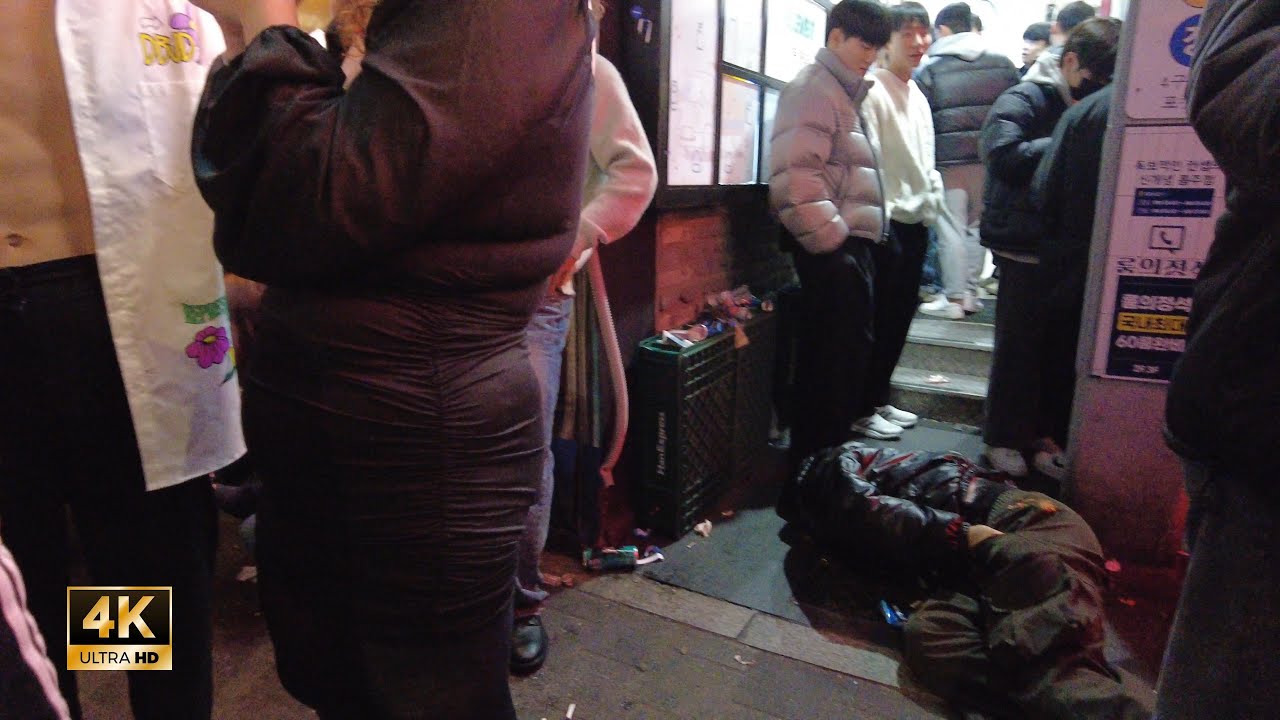 ［Hongdae 4K］Seoul Night Walk!! ~ популярны они или неудачники ~ Каждый может насладиться этим вместе