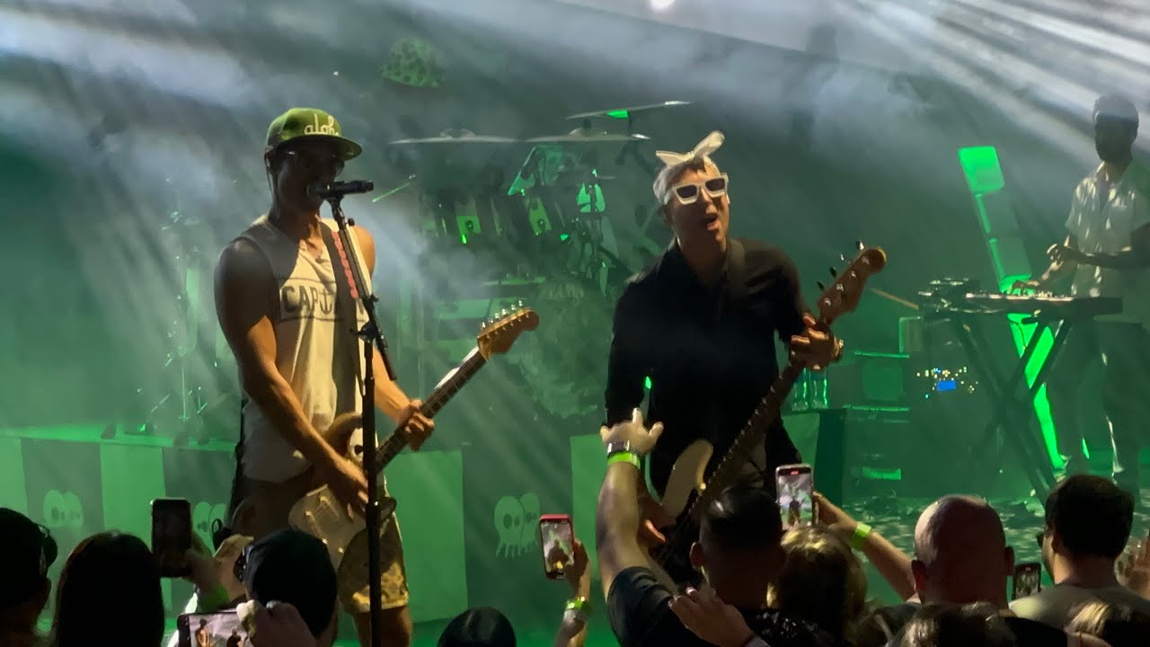 Pepper Live at the Pacific Amphitheatre in Costa Mesa, CA  08-24-2024 (Full Set)