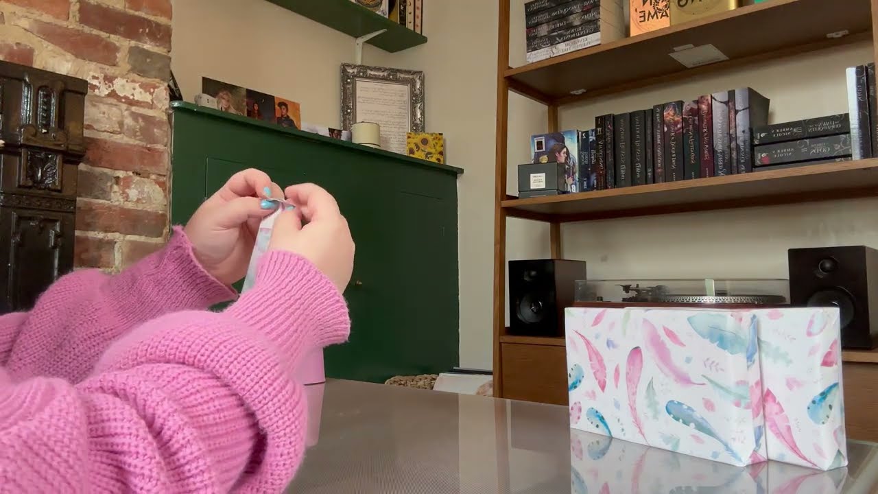 ASMR gift wrapping (no talking) wrapping gifts for a birthday package