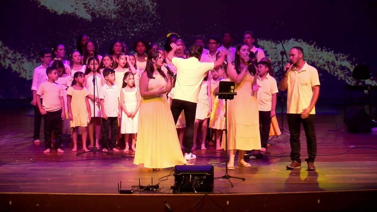 Santo Pra Sempre (Gabriel Guedes) no Musical Vem Brilhar do Coral Pingos de Luz