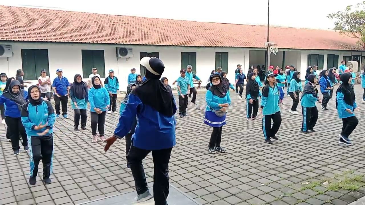 Aktifitas Fisik Prolanis Klinik Jasmine 2 hari Minggu, 01 Feb 2026 di Mangkunegaran Gerbang Timur