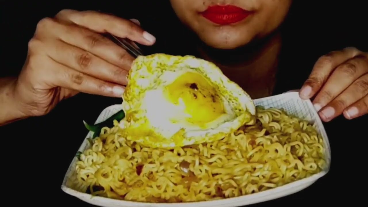 Eating spicy panipuri with spicy Maggi masala with egg poach
