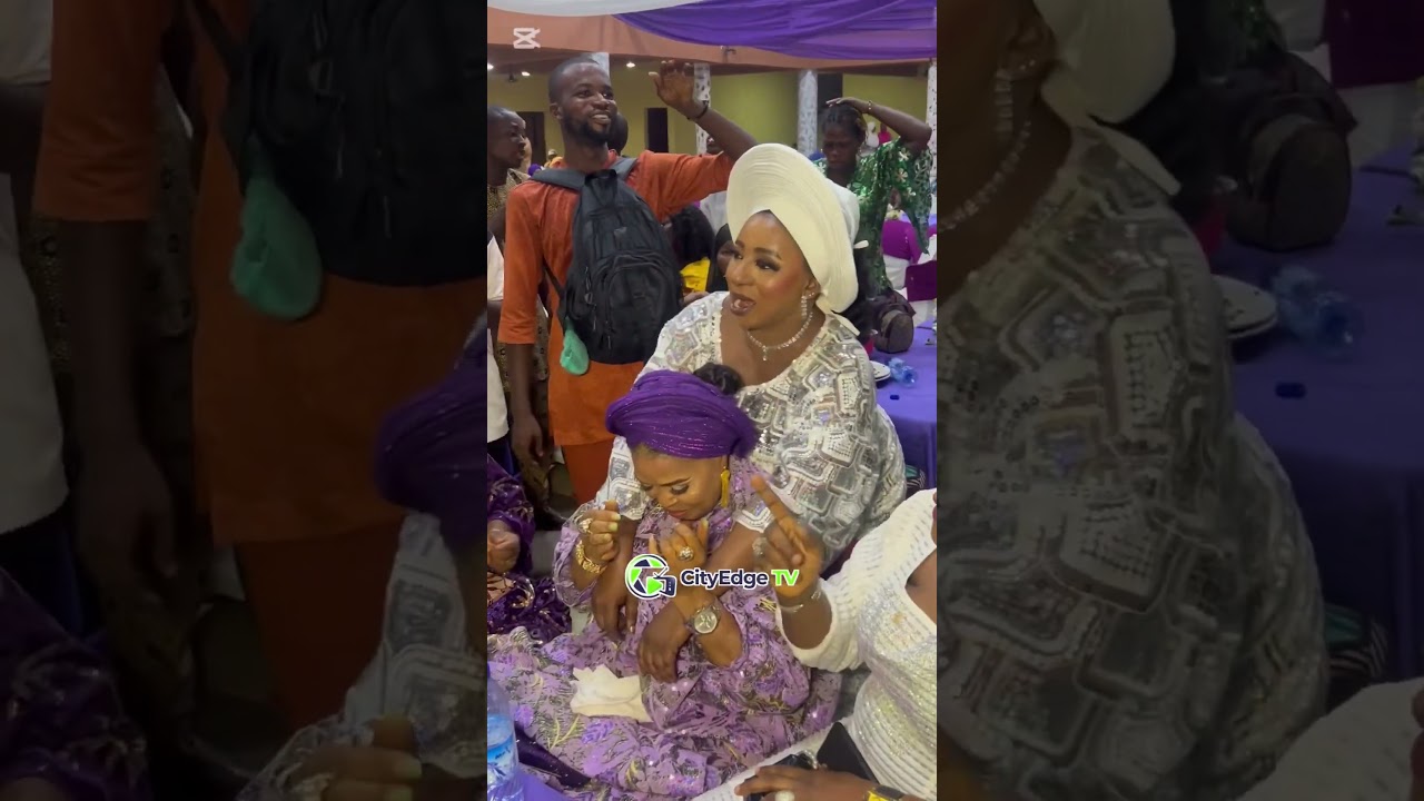 LOLA IDIJE AT AFEEZ OWO&rsquo;S LATE FATHER BURIAL IN ISEYIN