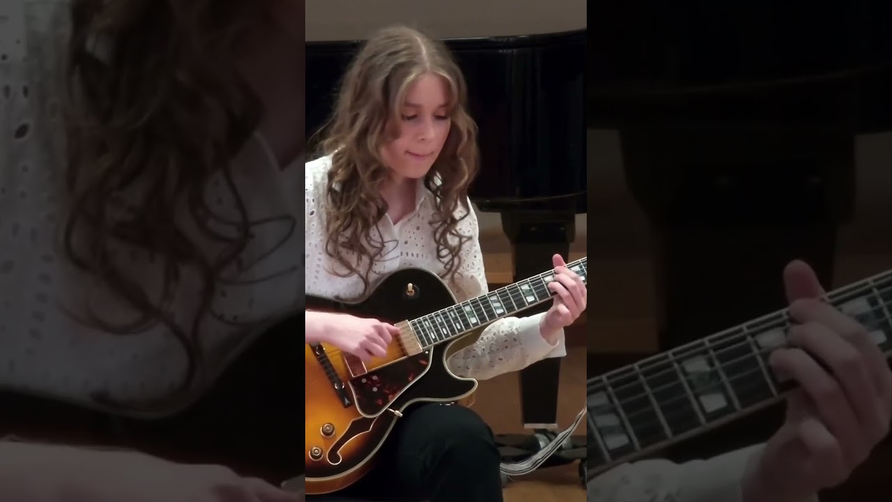 Wes Montgomery - D-natural blues (Arr. by Emily Remler Bb-blues (guitar cover) #jazz #wesmontgomery