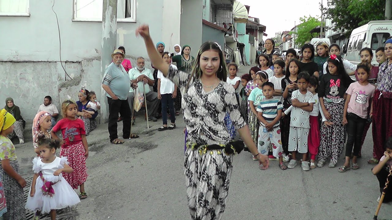 BUSE KIZIMIZIN SÜPER SHOW.U***İZMİT ROMAN DÜĞÜNLERİ