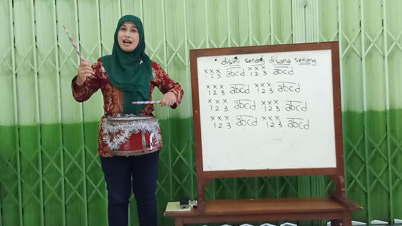 drumband kelas B TK ABA 43..👍 dg judul disini senang disana senang...