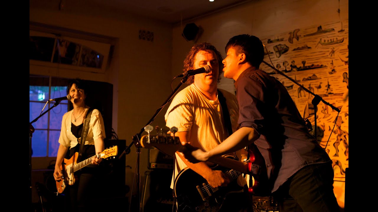 The Hummingbirds (2011) Live on 2SER radio