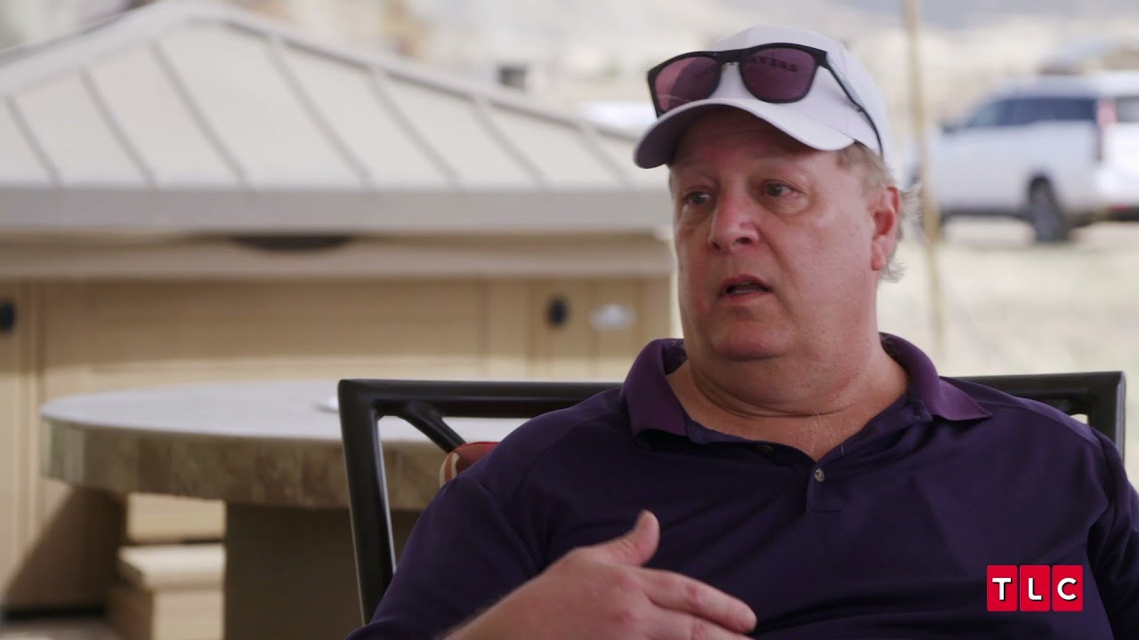 An Emotional Chuck Wants The Family To Go To Therapy | 90 Day Fianc&eacute;: Happily Ever After?