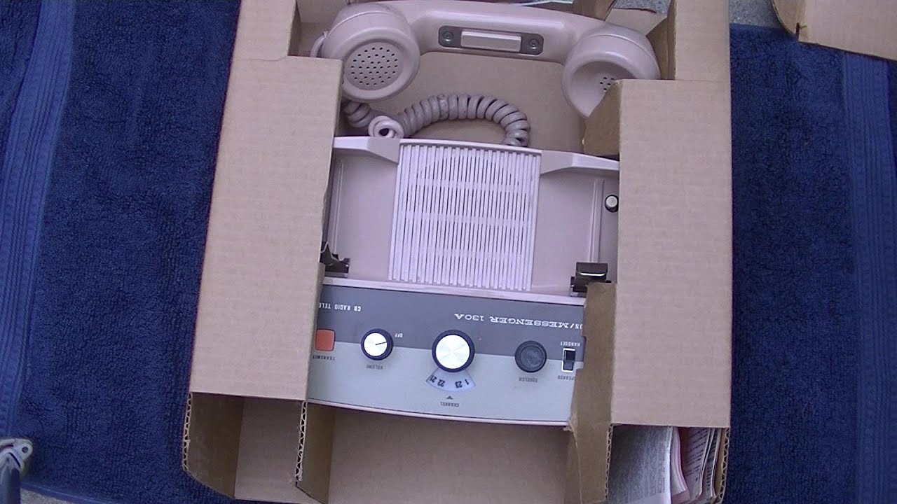 Unboxing 1970s NOS Johnson 130A CB Radio Telephone And Power Up