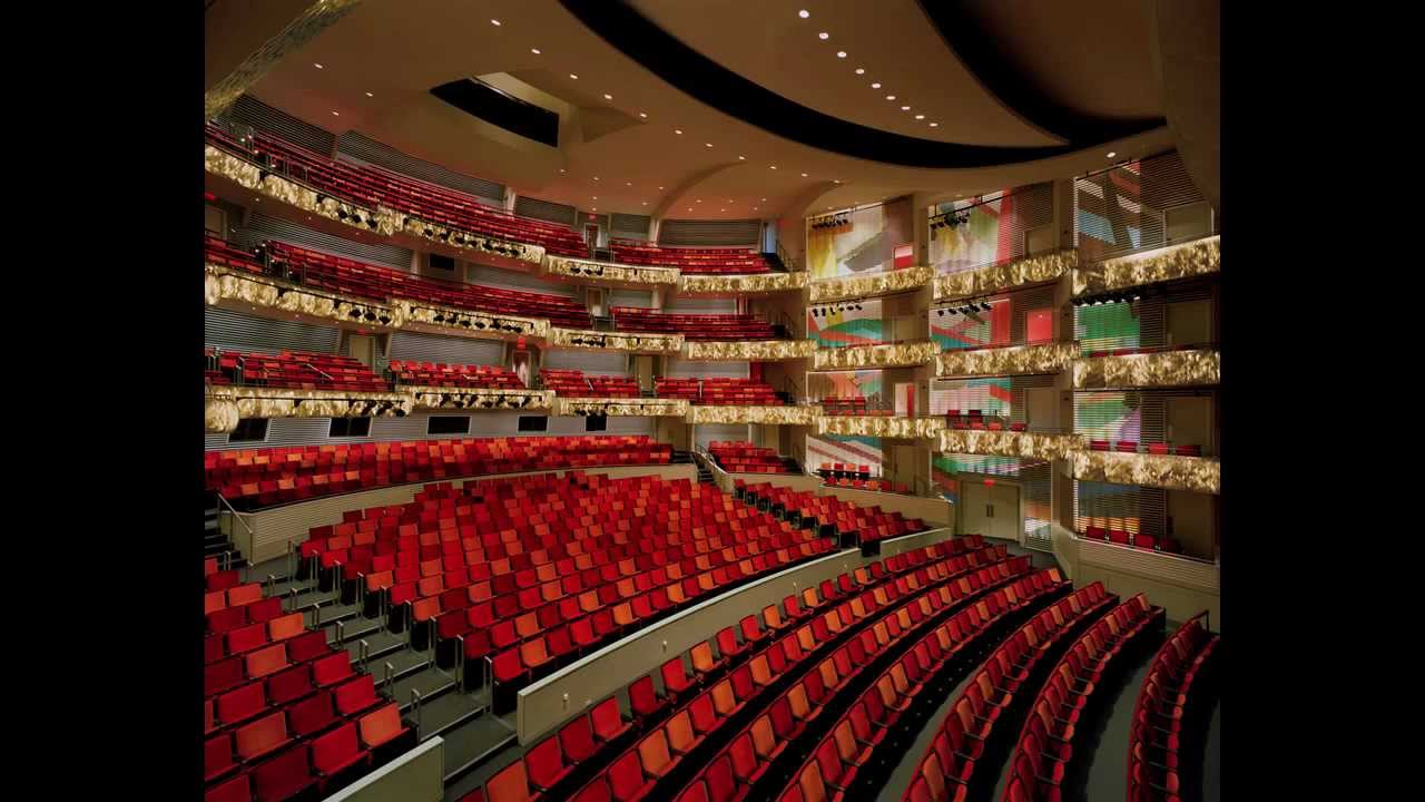 Spotlight on Design: Moshe Safdie Close-Up