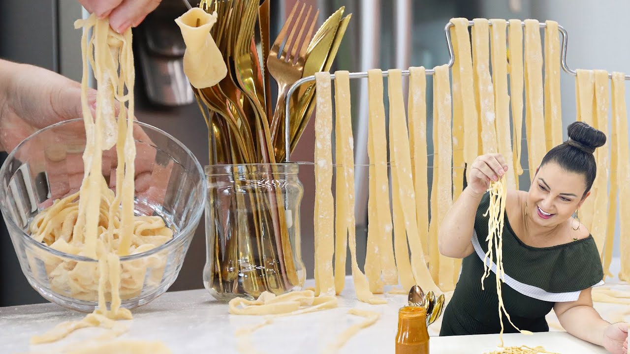 MACARR&Atilde;O CASEIRO COM APENAS UMA X&Iacute;CARA DE FARINHA DE TRIGO