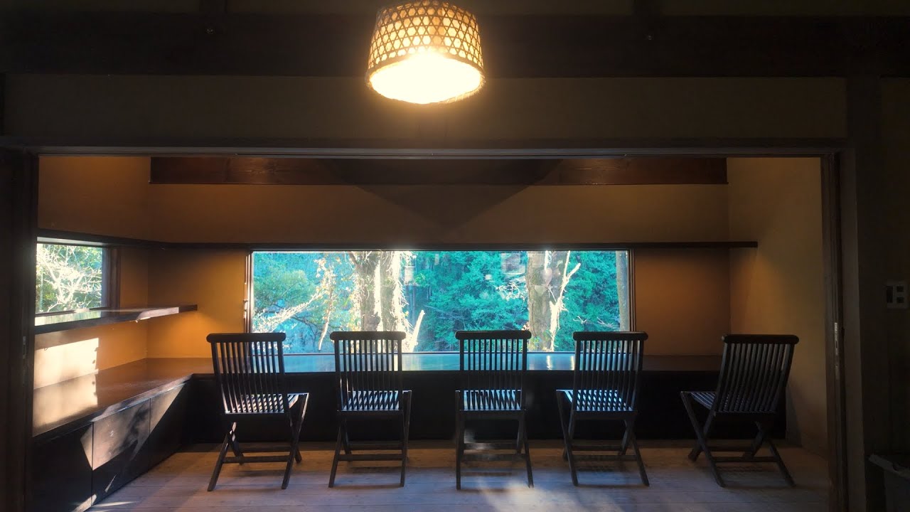 Relaxing Walk on a Tokyo terrace overlooking Iwase Gorge