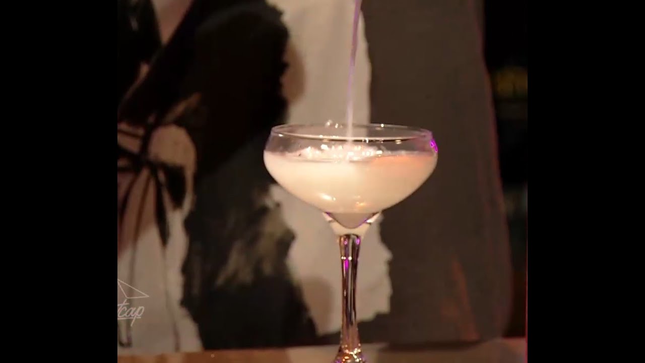 How to Make a Lychee Martini, the Reserve 101 Way