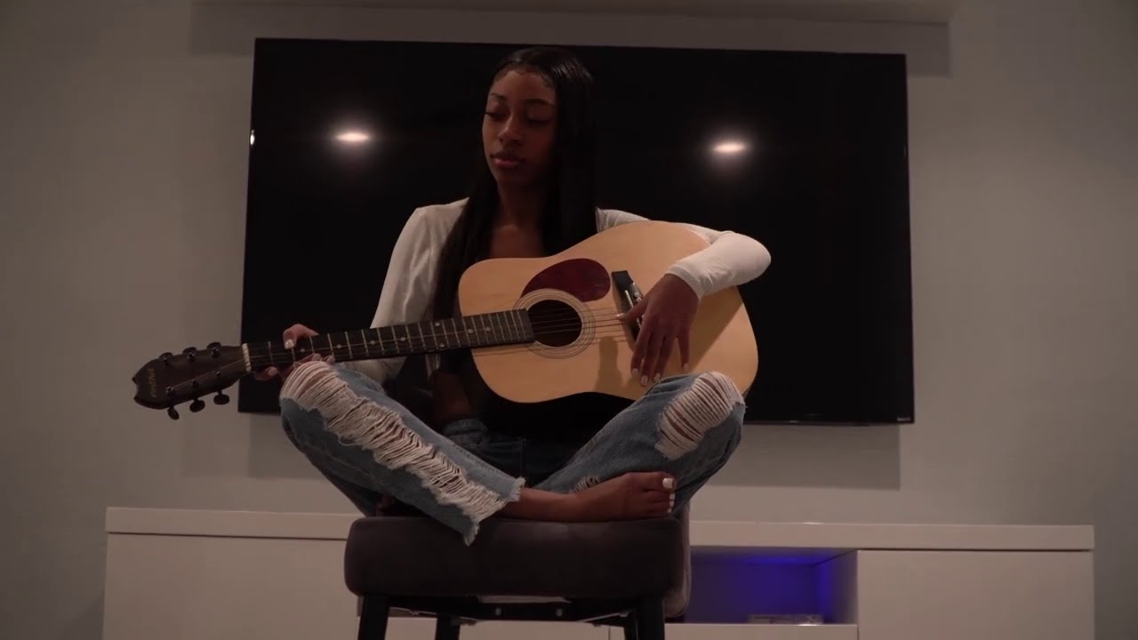 HOW SUMMER WALKER SINGS