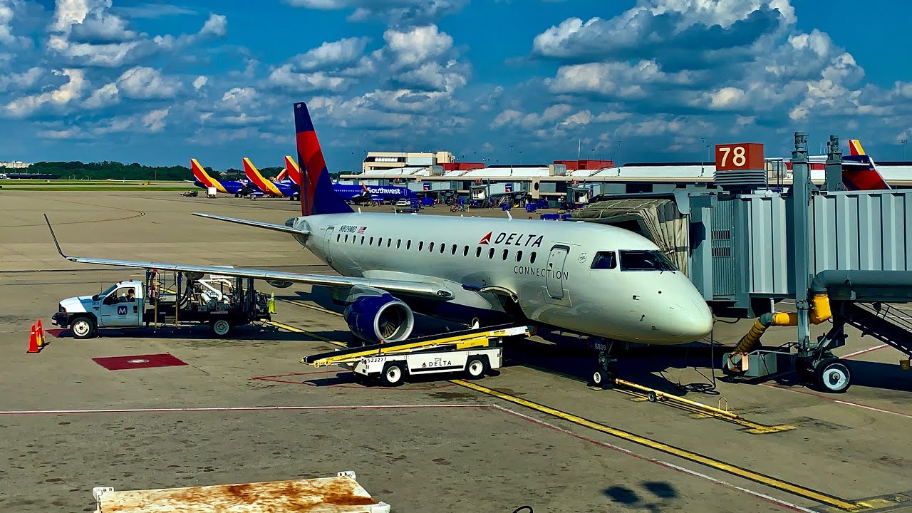 Delta Connection E170 Flight PIT-BOS