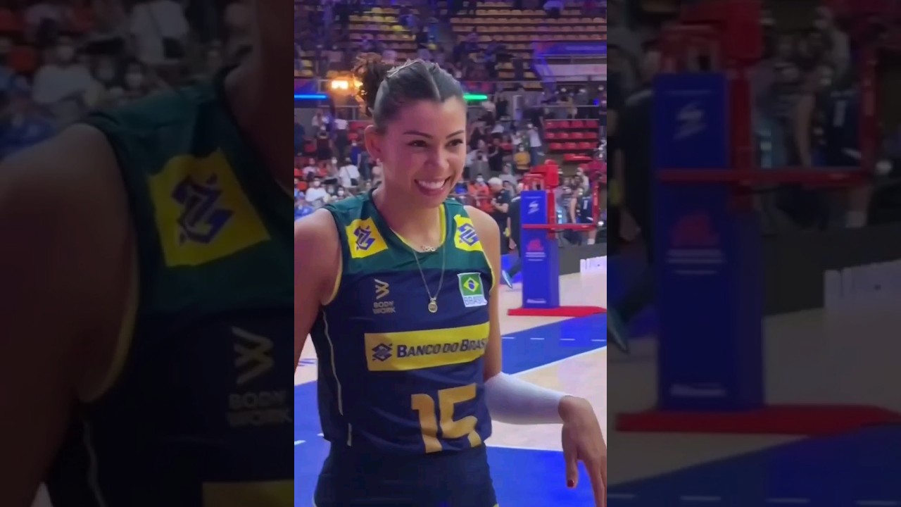 Ana Carol 😍