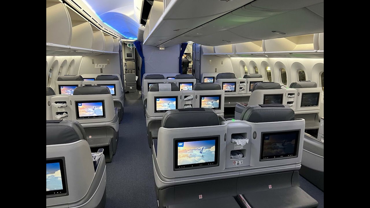 LOT Polish Airlines Launches In-Flight Wi-Fi on Boeing 787 Fleet