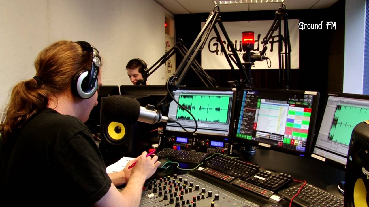 PlayGround -  Bellen met YouTuber Riejan