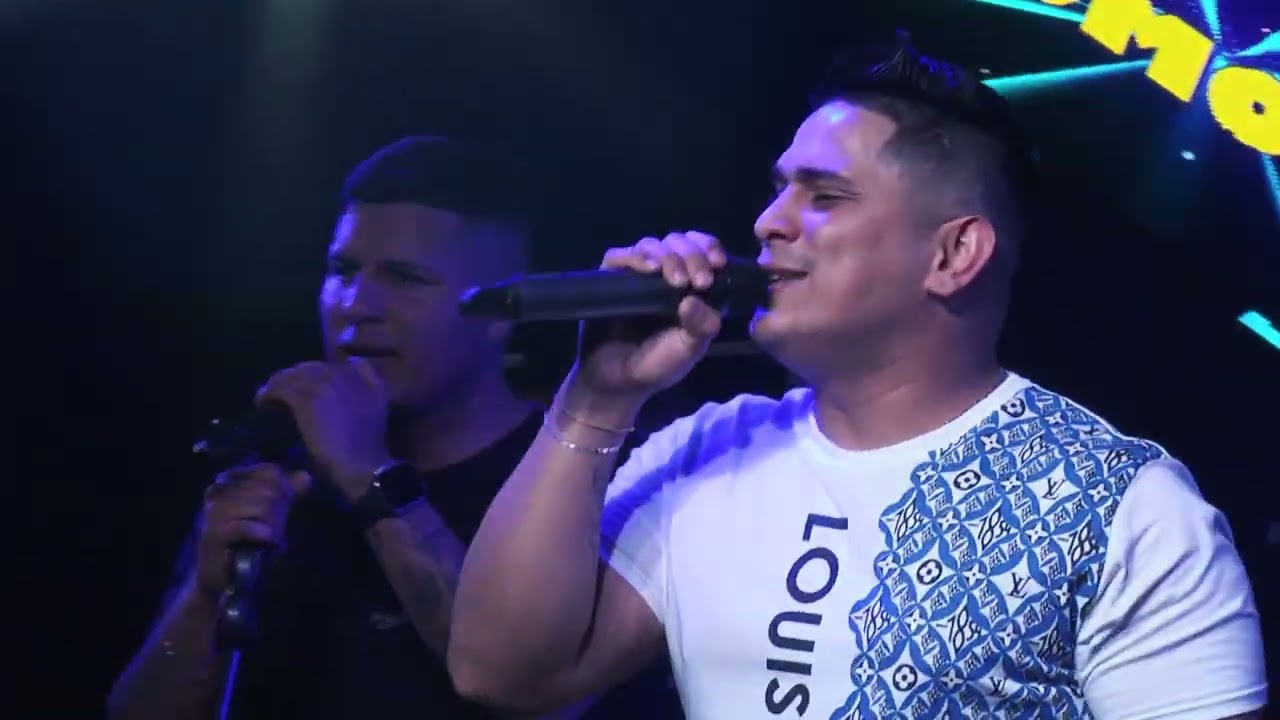 Cumbias Enganchadas  - Vacomoloko (Capitulo 2 - En Vivo)