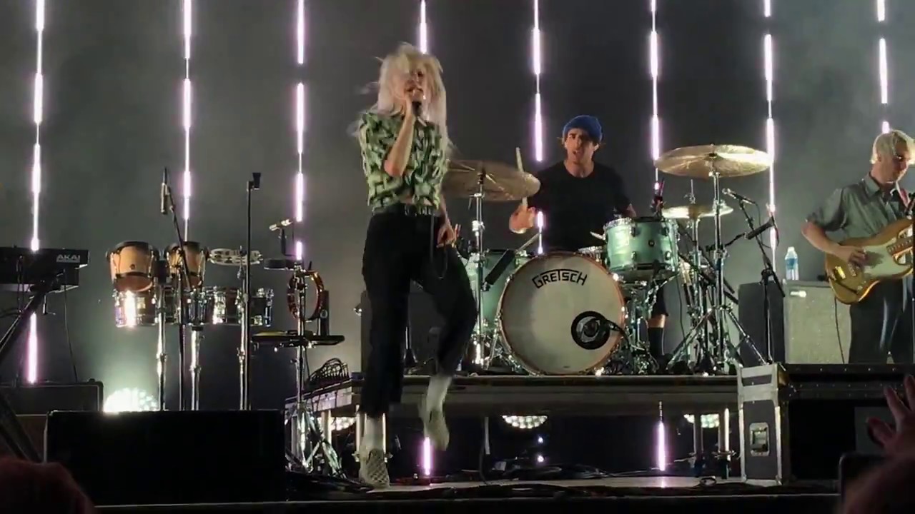 Misery Business (Live in Hinckley, MN) - Paramore