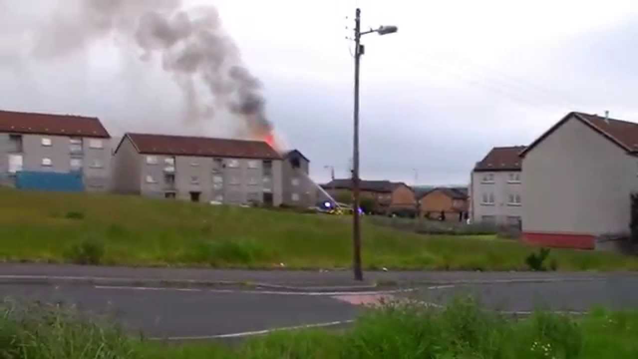 HDV 0013  easterhouse  fire old  houses