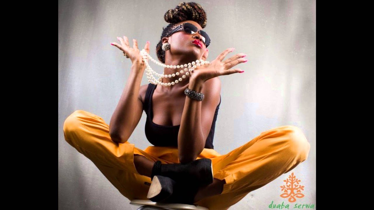 Efya - A Moment's Notice (Audio)