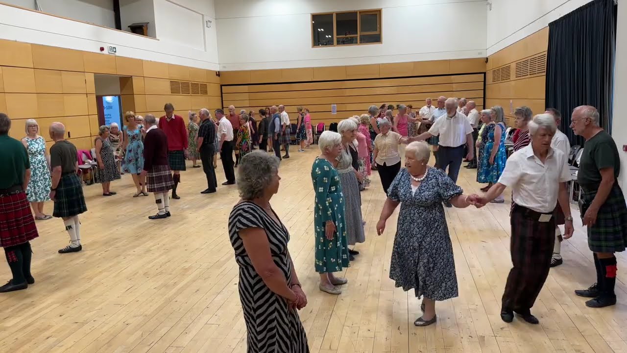 Robbie & Esma Shepherd's Strathspey