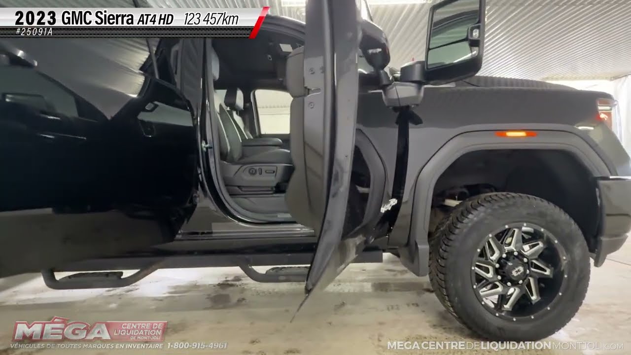 #25091A  2023 GMC Sierra AT4 HD