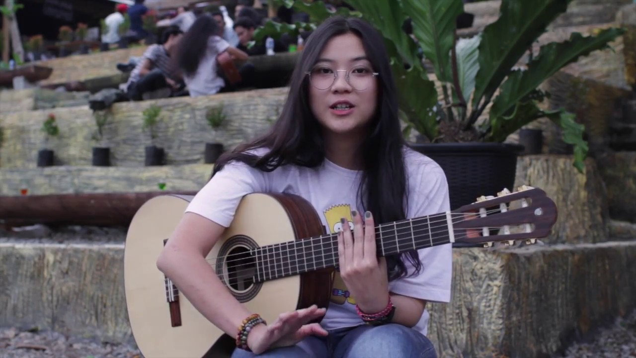 Danilla Riyadi with CST700