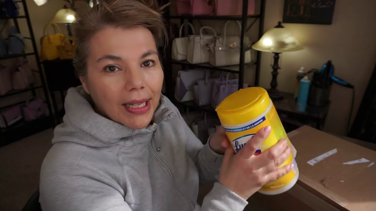 MICHAEL KORS OUTLET UNBOXING | BEST FRIEND LYSOL | IT&rsquo;S PERFECT WITH TONE ON TONE COLOR