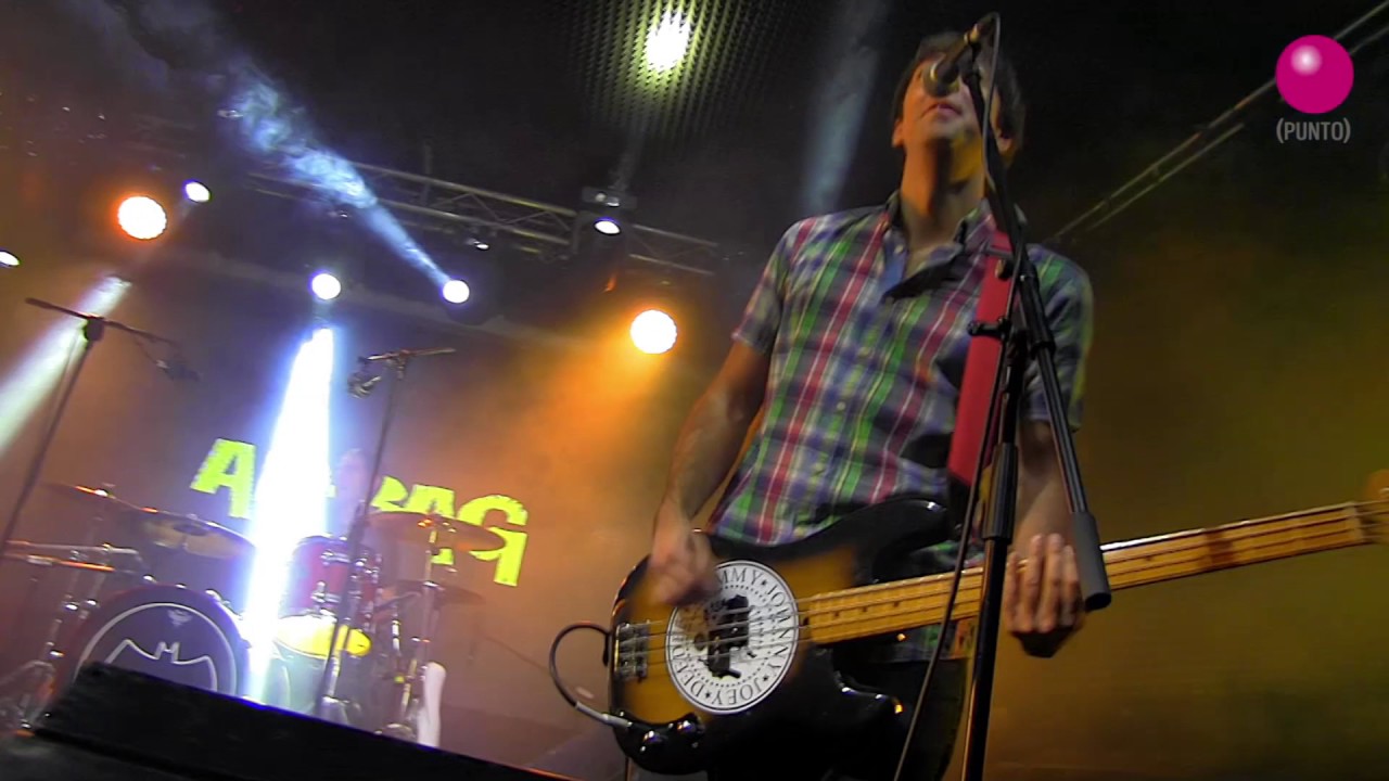 AIRBAG - AHÍ VIENE LA DECEPCIÓN @OchoYMedioClub 19/11/2016 @mondoairbag