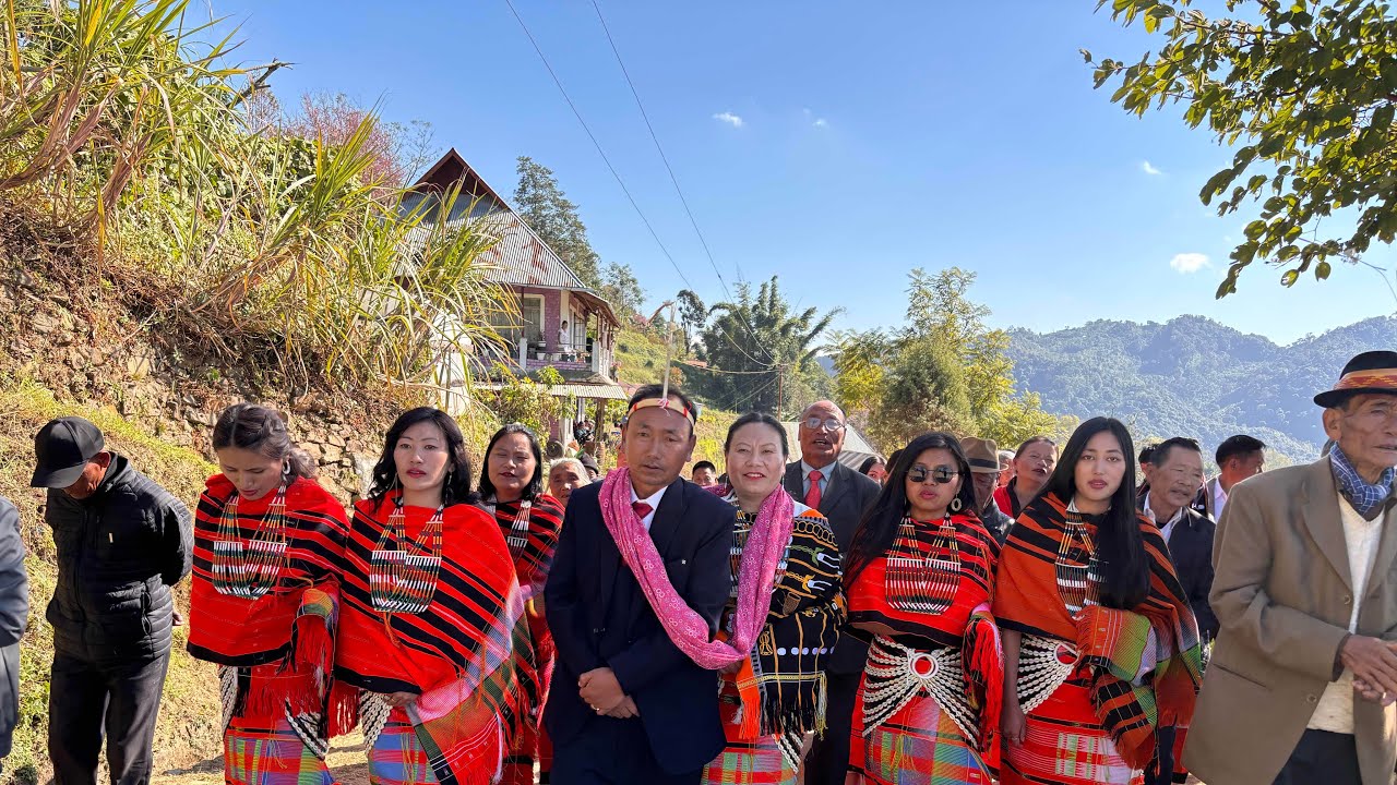 Penmila Zingkhai//  Ngala thàsang khami / At Ngainga Village Ukhrul 
