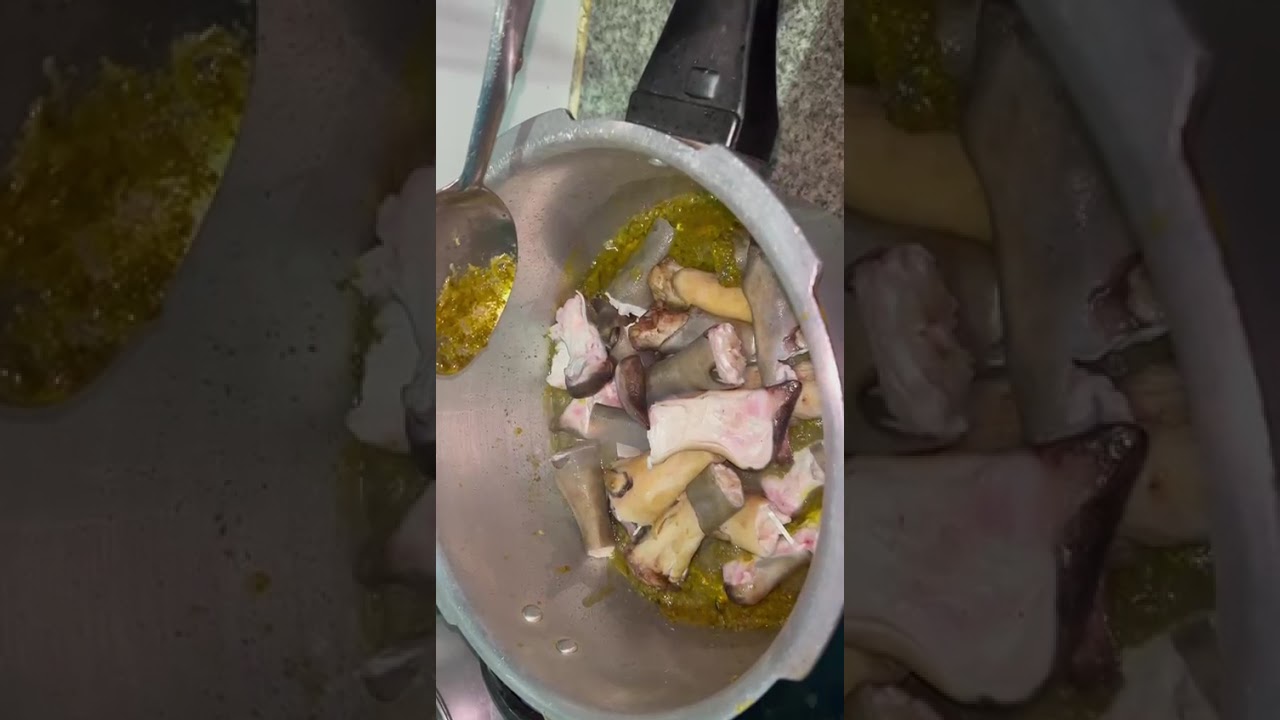 Mutton leg curry ❤️#explorepage #food #viral #cooking #muttoncurry #muttonrecipe #youtubeshorts 