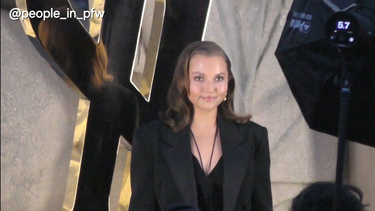 Mia McKenna-Bruce - Saint Laurent SS26 fashion show in Paris - 29.09.2025