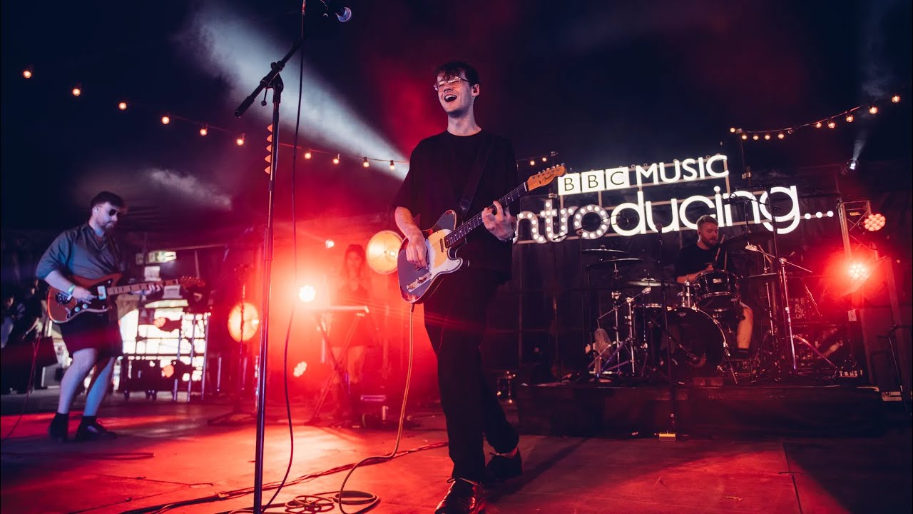 Lovejoy - Glastonbury Festival - Almost Full Performance