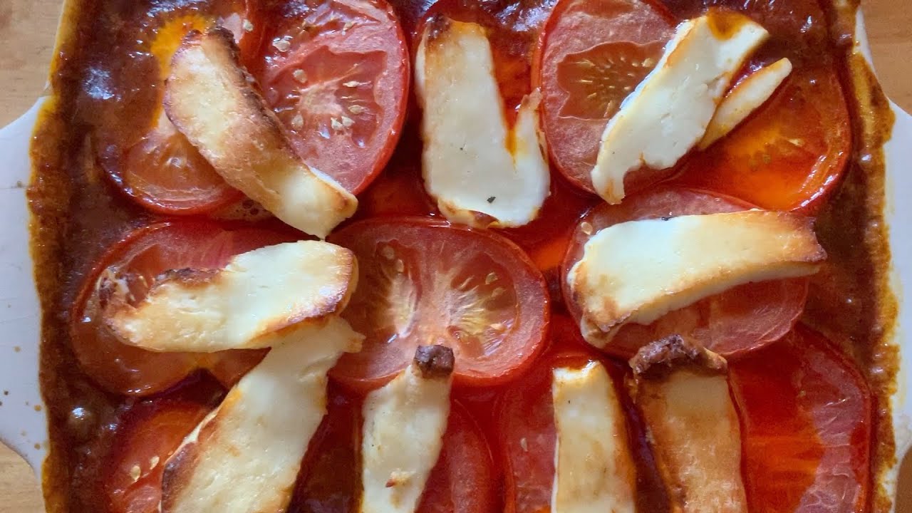 Aubergine Halloumi Bake