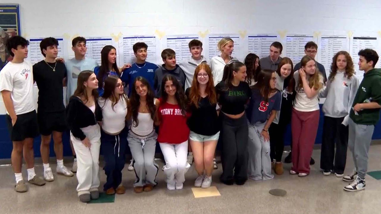 15 Sets of Twins Graduate From Same High School