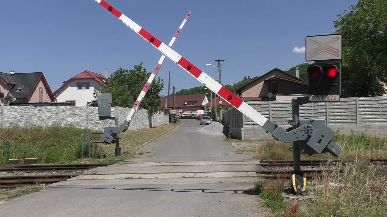 Železničn&eacute; priecestie V&iacute;gľa&scaron; #1 (SK) - 19.7.2022 / Železničn&iacute; přejezd / Railroad crossing