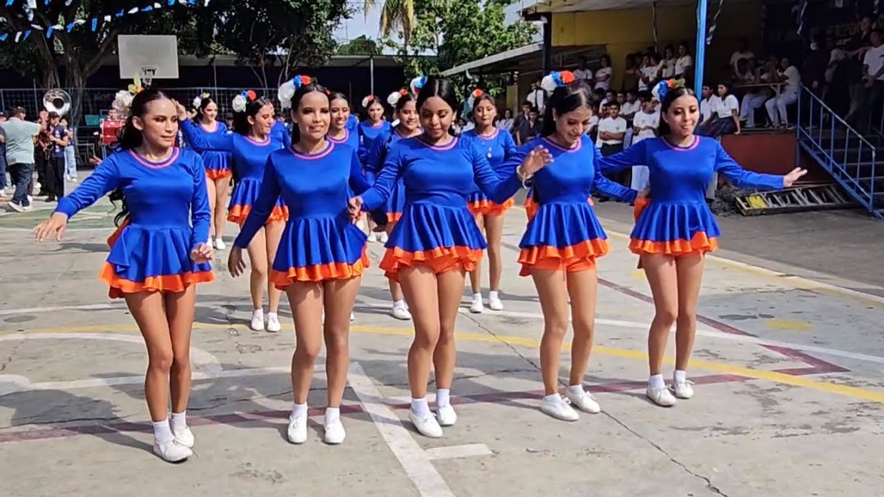 COLEGIO ADOLFO LOVATO 🇸🇻 Ensayo general previo al 15 de septiembre 🇸🇻🇸🇻🇸🇻