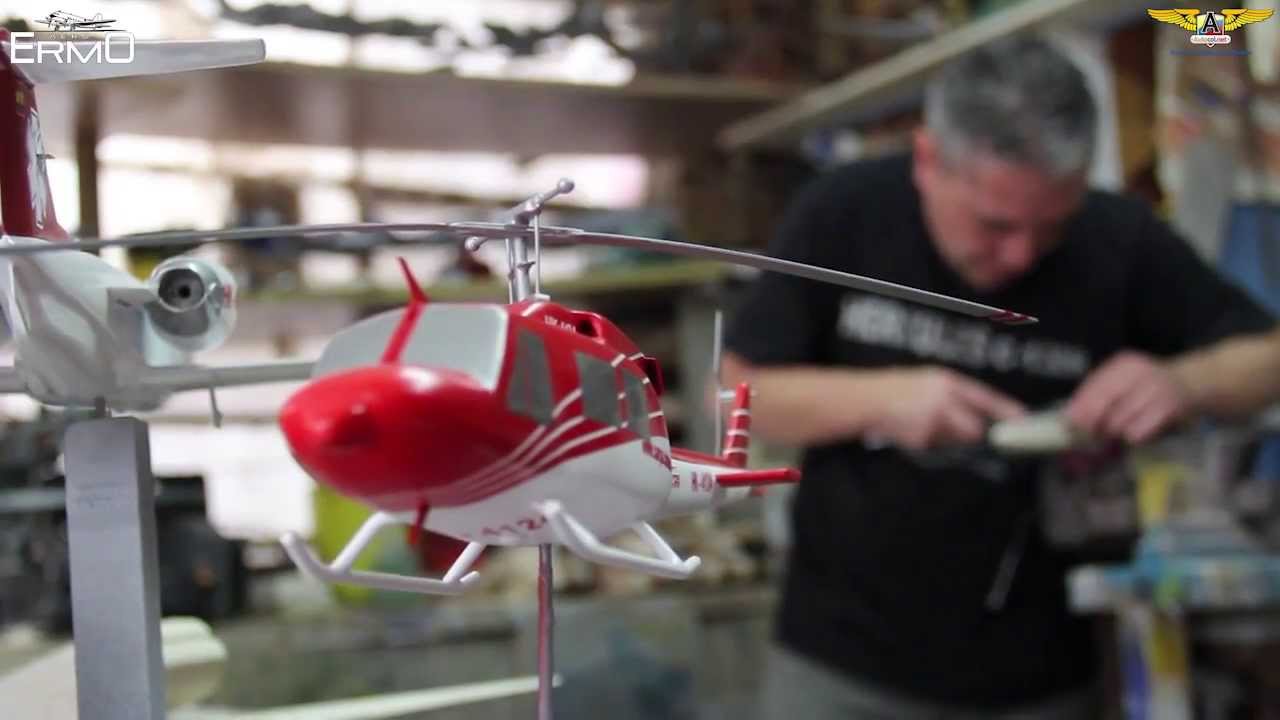 Humberto Caipa, maquetista colombiano de aeronaves