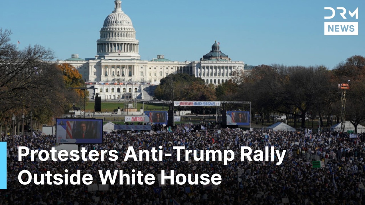 Протестующие провели антитрамповский митинг у Белого дома после того, как агент иммиграционной и ...