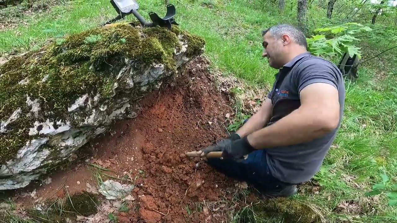 Muhteşem Roma Hazinesi Dev Kayanın Atında Çıktı!