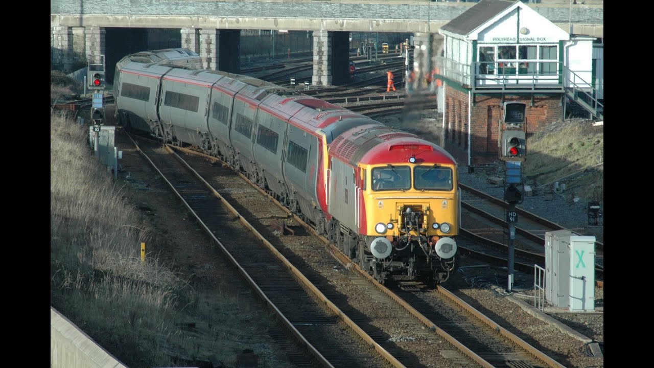 VIRGIN CLASS 57 57304 DRAGS CLASS 390 PENDOLINO 390011 FROM HOLYHEAD 17-1-08